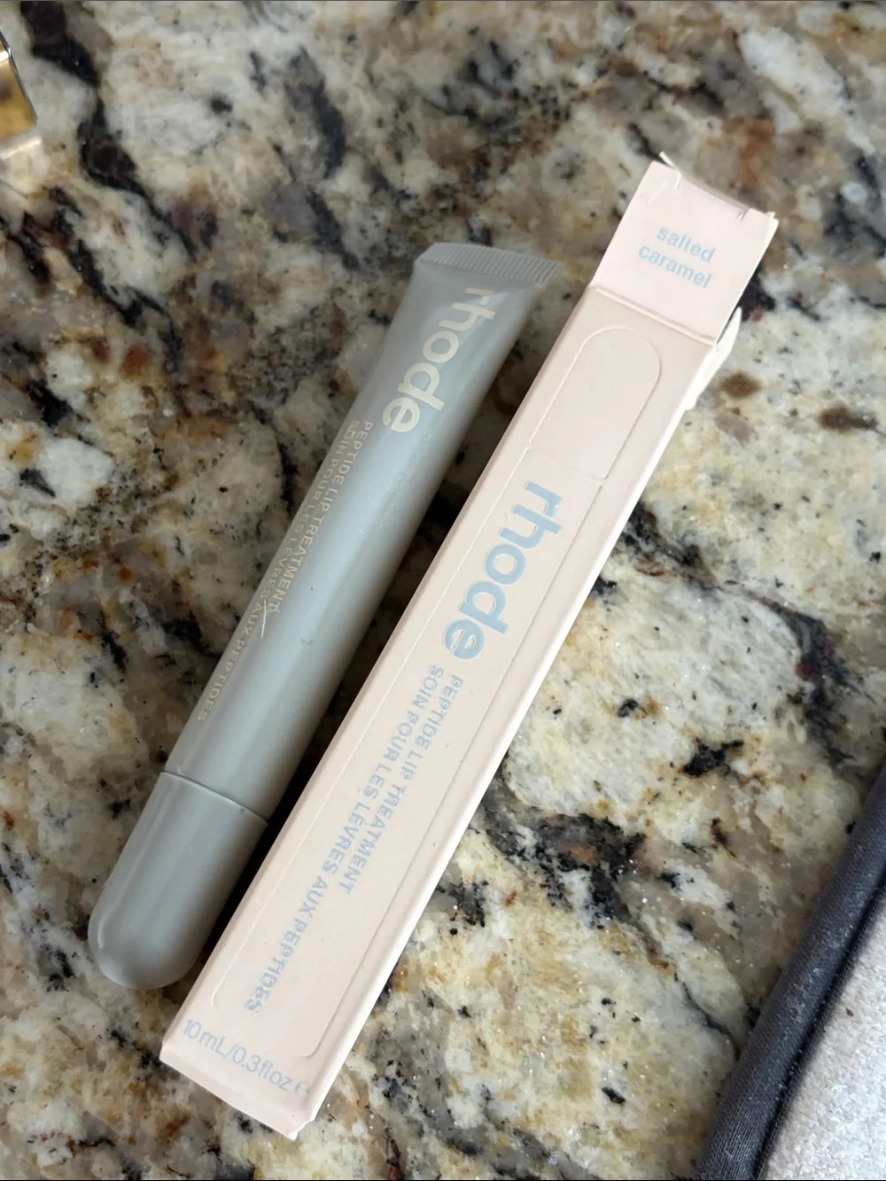 ⚡️🖤RHODE Peptide Lip Treatment Salted Caramel